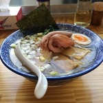 中華そば よしかわ 上尾店 - 煮干そば（白醤油）