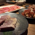 はなぶさ精肉店 - 
