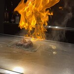 大阪鉄板焼き 神戸牛 TATARA - 