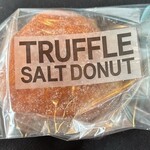 TruffleBAKERY - トリュフソルトドーナツ
