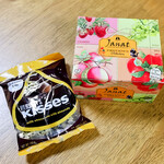 KALDI COFFEE FARM - Janat Provence・Hershey’s Kisses milk chocolate with Almonds