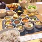 梅田 阪急三番街 リバーカフェ - 