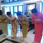 锦阁樱海日本铁板烧料理 - 案内係