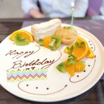 Pitto Cafe - Birthdayプレートは¥1,000で要予約