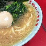 末広家 - 旨味たっぷりのスープ。
