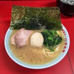 末広家 - ラーメン1000円。高級海苔200円+＠