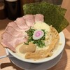鶏そば 啜る 丸の内本店