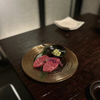 牛牛 西麻布 総本店 - 