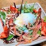 藁焼き鰹たたき明神丸 KITTE大阪店 - フルーツトマトのシーザーサラダ