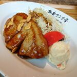 洋食屋 銀座ランプ亭 - トンテキセット1,500円（サラダ、みそ汁、コーヒー、デザート付き）