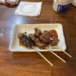 立ち飲み しろちゃん - つくね　ハラミ　鶏レバー　タレ