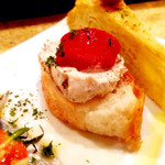 スペイン炭火焼料理 エル フォゴン - 本日のタパス5種盛り合わせ（1人前：¥800）