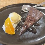 快食空間 makanaiya - 