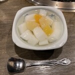 焼肉・光陽 - 杏仁フルーツ