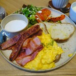 SiKiTO CAFE - ビッグブレッキー