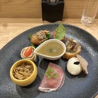 炭火とワインと純米酒 King Momo - 