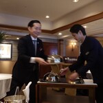 レ セゾン - サービス陣