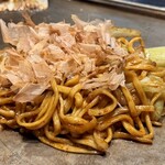 IRON PLATE - 焼きそばも平打ち麺がとても好き