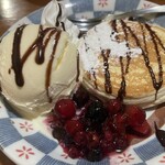縁 - パンケーキ&バニラアイス＆ベリーソース
