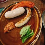 小樽倉庫No.1 - ソーセージ3種類盛り合わせ