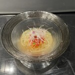 VinIX - 冷麺◯リンゴ酢を掛けていただく