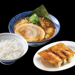 濃厚中華そば 餃子 丸福_0