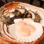 越前魚問屋 蟹ヱ門 - 貝焼き盛り合わせ