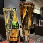 俺の炭火焼ステーキ 渋谷 - 泡で乾杯