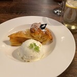 NINE CAFE - 