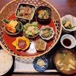 茶寮 ふ川 - 彩りはなかご膳
