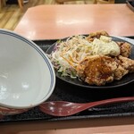 吉野家 - ここでもおかわりしてます(笑)