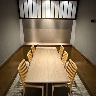 3名様～6名様の個室も多数ご用意しております。