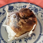 ブーランジェリー ソア - シナモンチョコロール