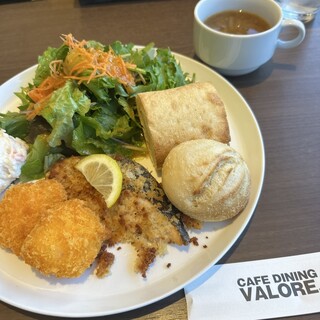 CAFE DINING VALORE._0