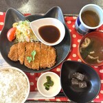 プチカフェ - とんかつ定食