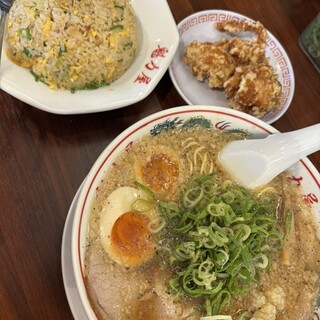 ラーメン 魁力屋_0