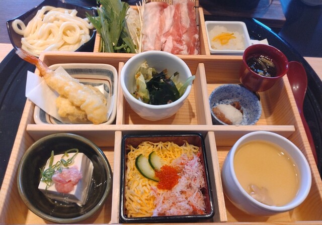 Sushi Shabushabu Yuzuan Ichinomiya Ten photo 2