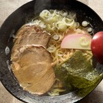 かしわや - 支那そば全景