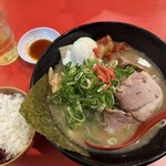 特製ラーメン 大中 - 料理写真: