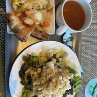 MIDO RESTAURANT PIC NIKA - 