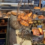 Comme’N TOKYO - クロワッサンは食感が特徴的。