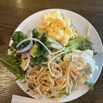 グリル百福 伊勢店 - 第1弾のサラダ