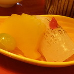 東京 芝 とうふ屋うかい - 帆立すし；アップ