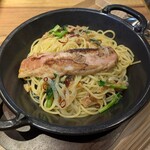 てっぱんのスパゲッティ - 料理写真:一枚ベーコンのペペロン