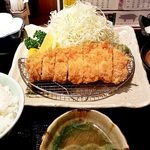 とんかつ いわい - １５００円のロースかつ定食