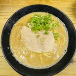 美與志堂 - 豚骨醤油ラーメン