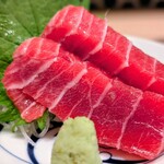 貝 刺身専門店 しらはら - 天然生本マグロの中トロ