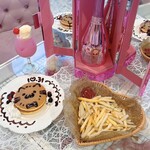 Classy Princess Cafe - 