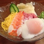 和菜彩々ろぜん - 鮪の中おち丼　温玉のせ