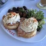 Hau Tree Lanai Restaurant - 